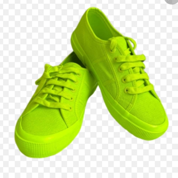 Rouge Helium Shoes - NWT.Rouge Helium Vibrant Lime  Sneakers